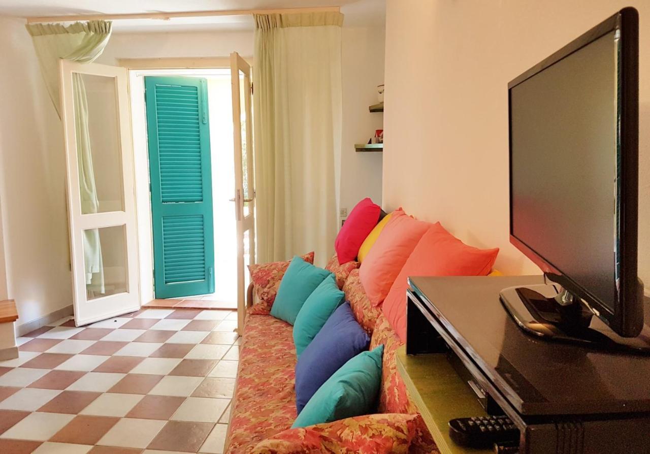 Dommos - Pintada Apartments Cala Liberotto Exterior photo